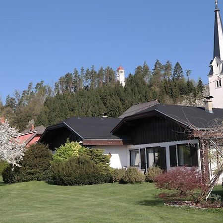 V Gemuetliches Gartenhaus Sankt Michael ob Bleiburg Luaran gambar
