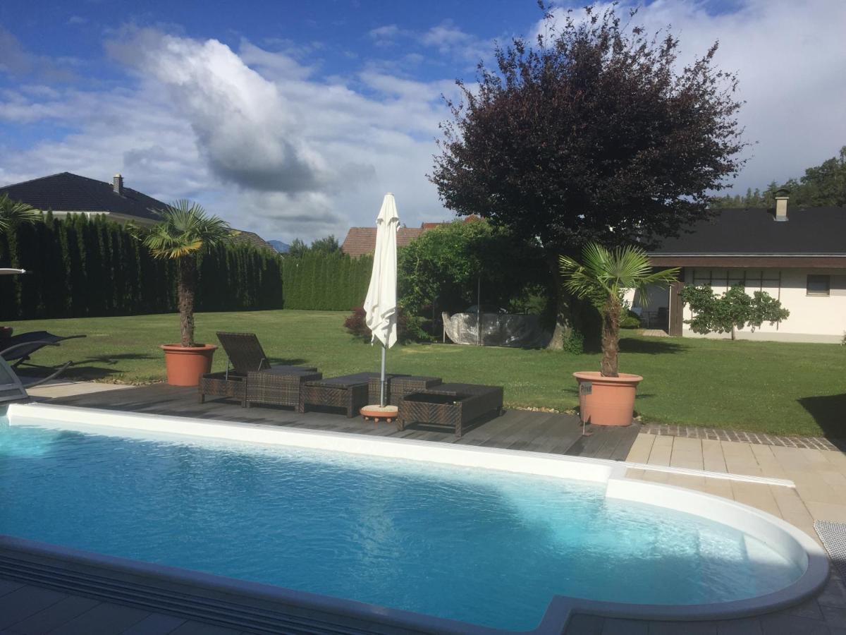 V Gemuetliches Gartenhaus Sankt Michael ob Bleiburg Luaran gambar